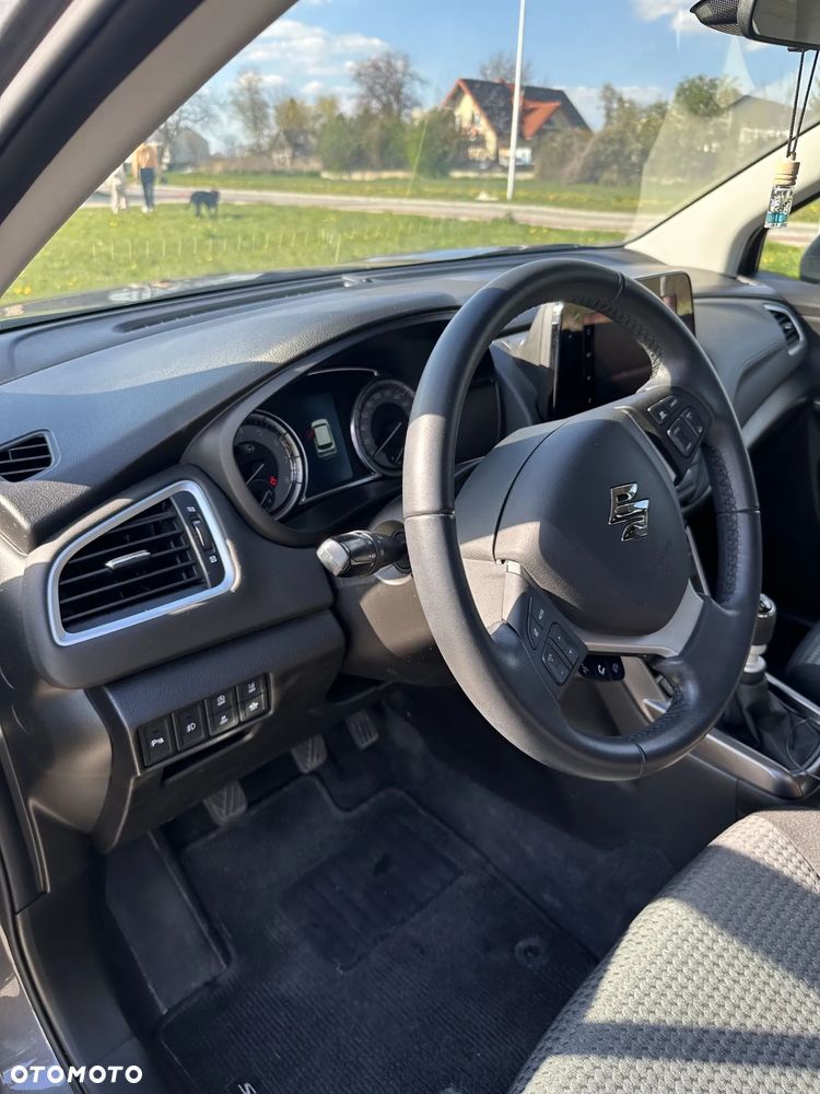 Suzuki S-Cross 1.4 SHVS Premium - 6