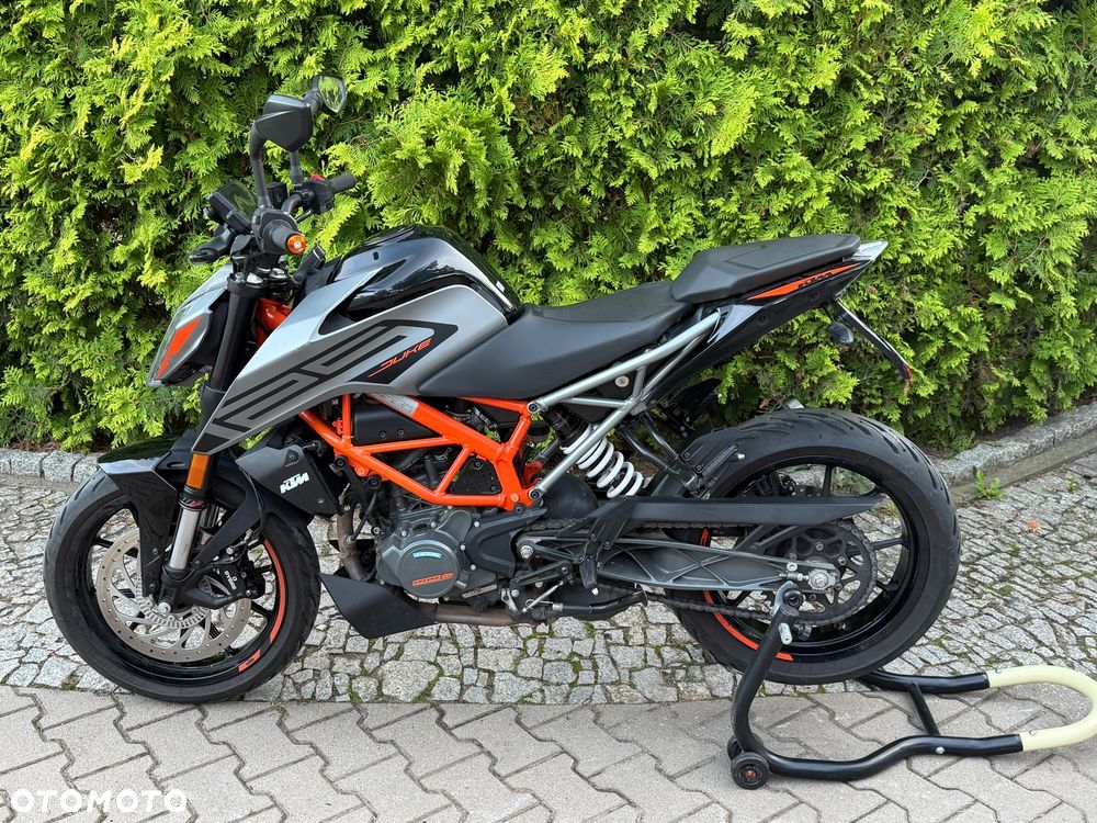 KTM Duke - 12