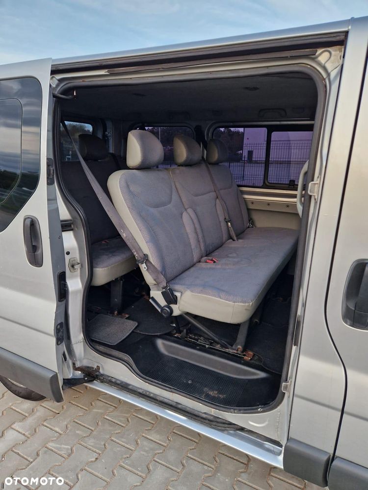 Renault TRAFIC - 7