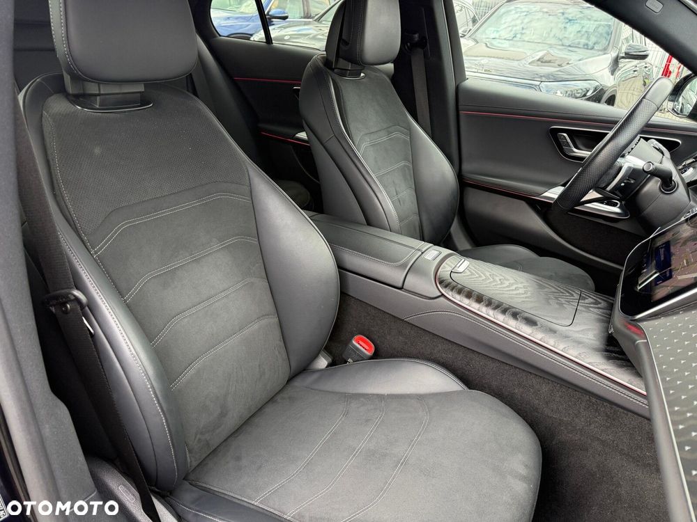 Mercedes-Benz Klasa E 220 d mHEV 4-Matic AMG 9G-Tronic - 24