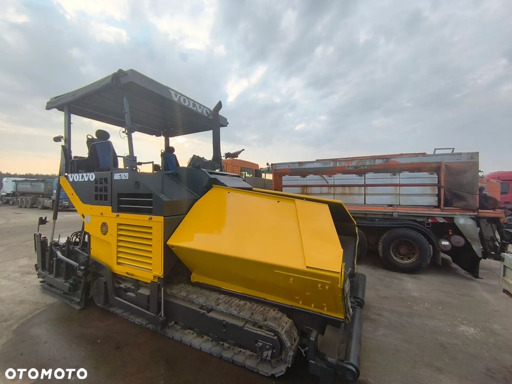 Volvo TITAN 7820 - 8