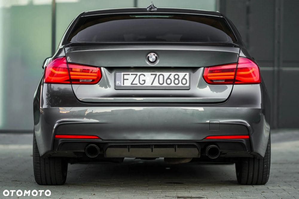 BMW Seria 3 340i xDrive M Sport - 10