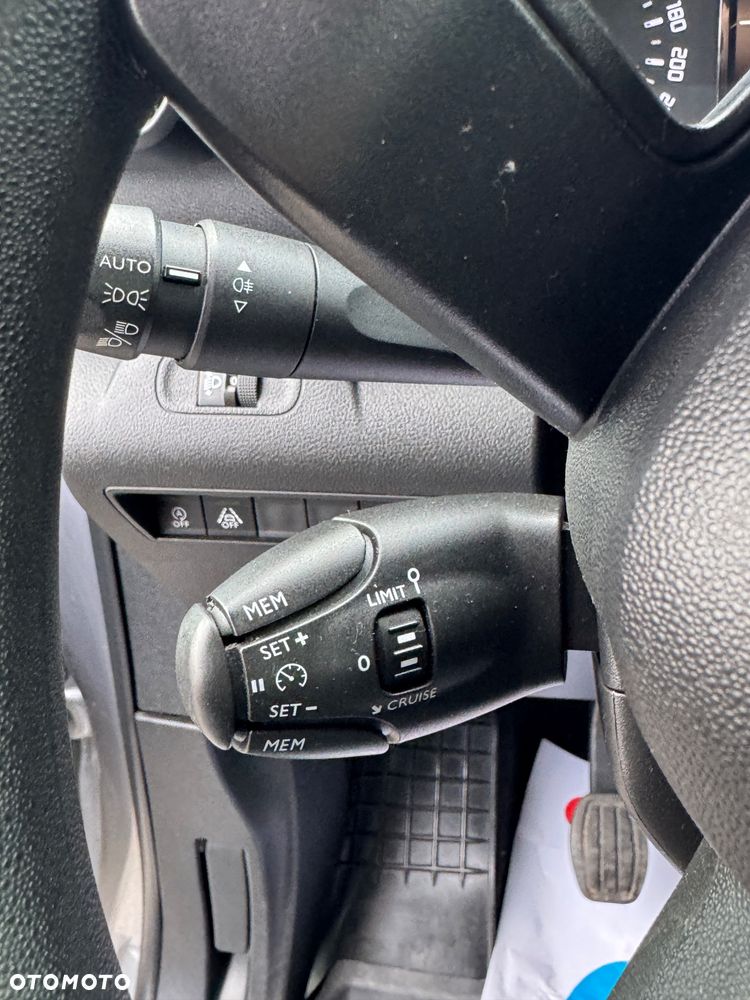 Citroën Berlingo XL 1.5 BlueHDI Live Pack S&S (7-os.) - 24