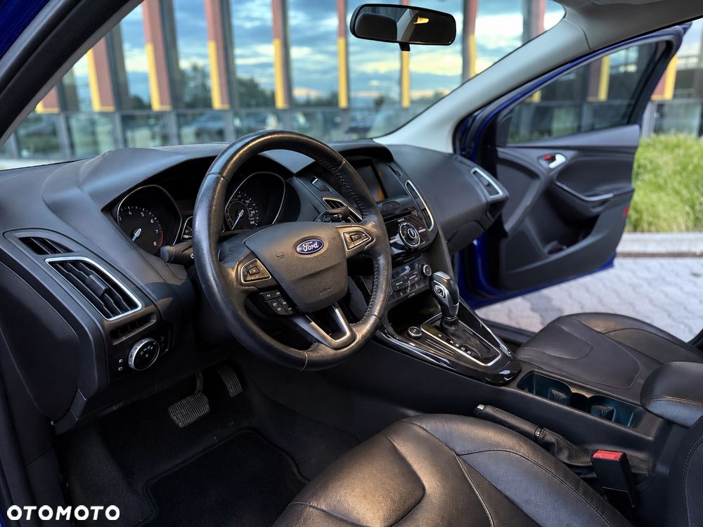 Ford Focus - 13