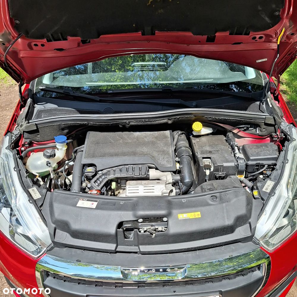 Peugeot 208 PureTech 110 Stop & Start Allure - 13