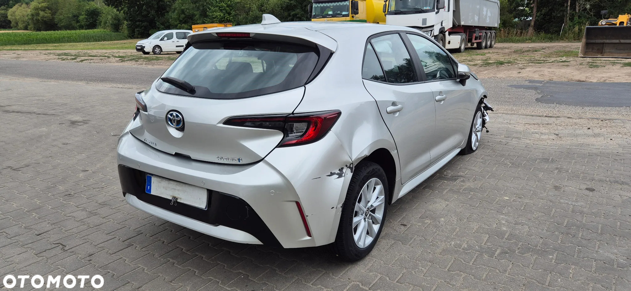 Toyota Corolla 1.8 Hybrid Active - 14