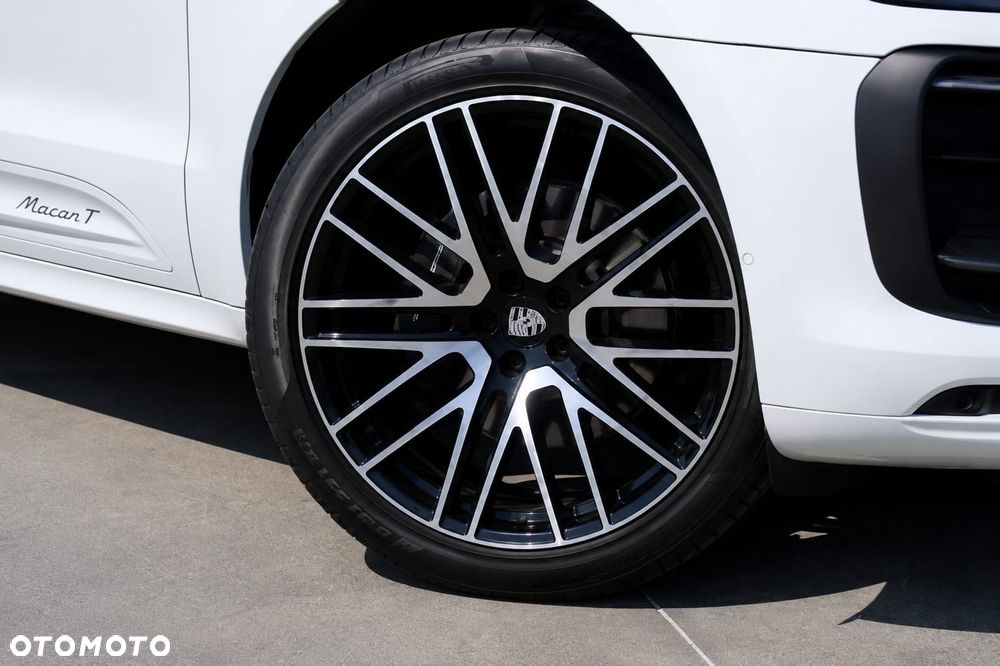 Porsche Macan T - 8