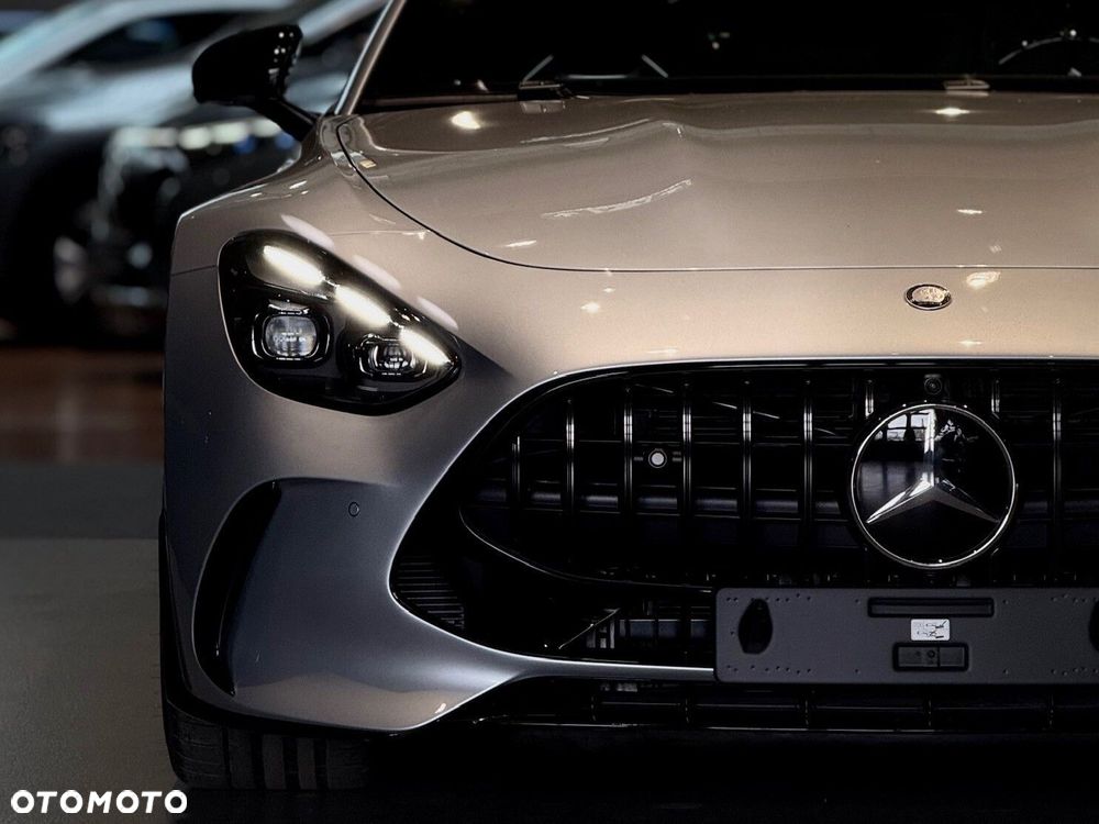 Mercedes-Benz AMG GT - 5