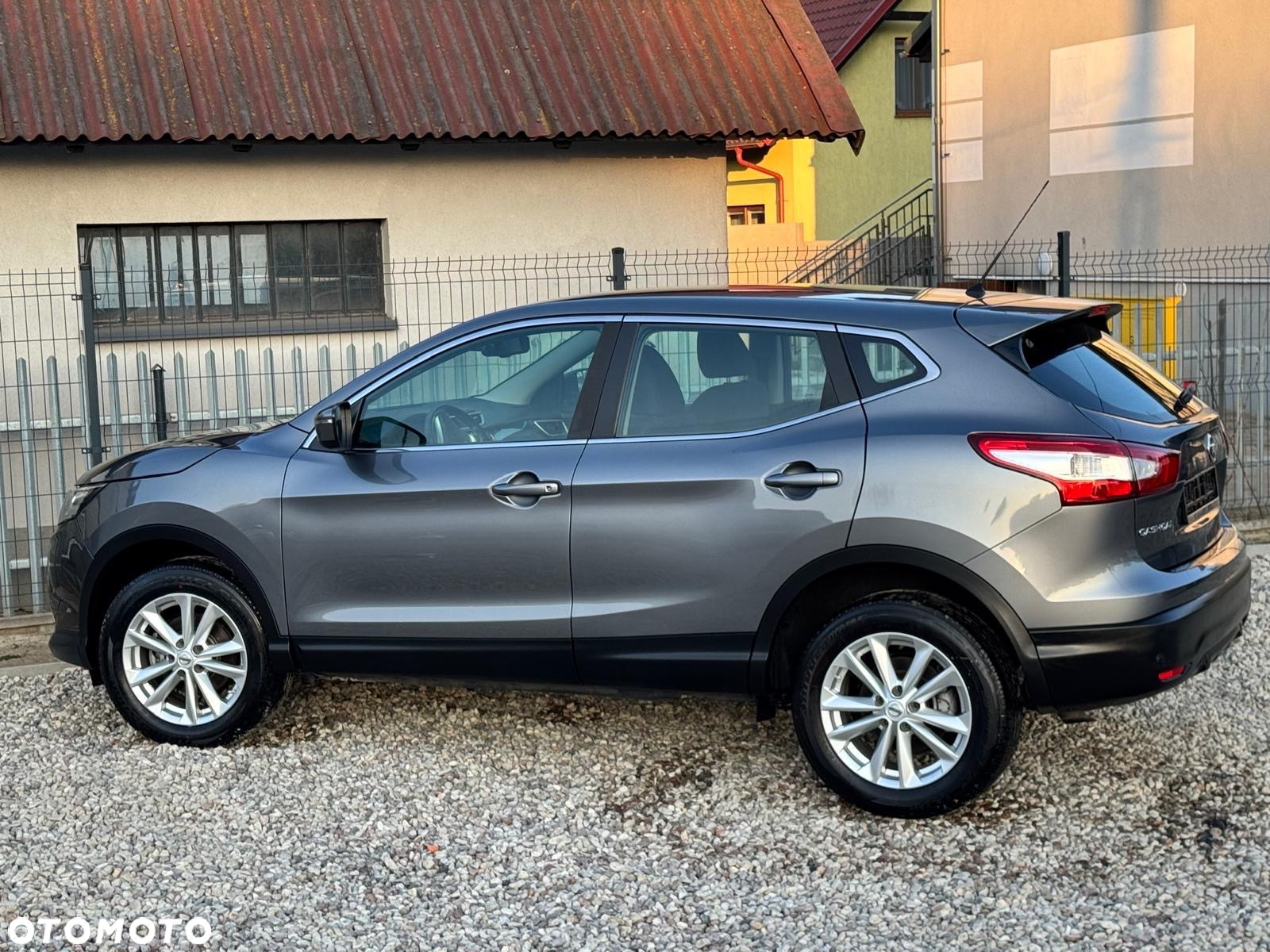 Nissan Qashqai 1.2 DIG-T Tekna Xtronic EU6 - 25