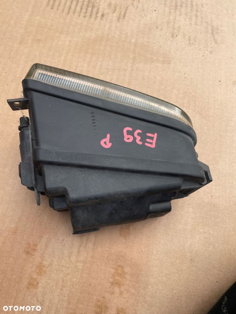 halogen prawy bmw 5 e39 przed lift - 8