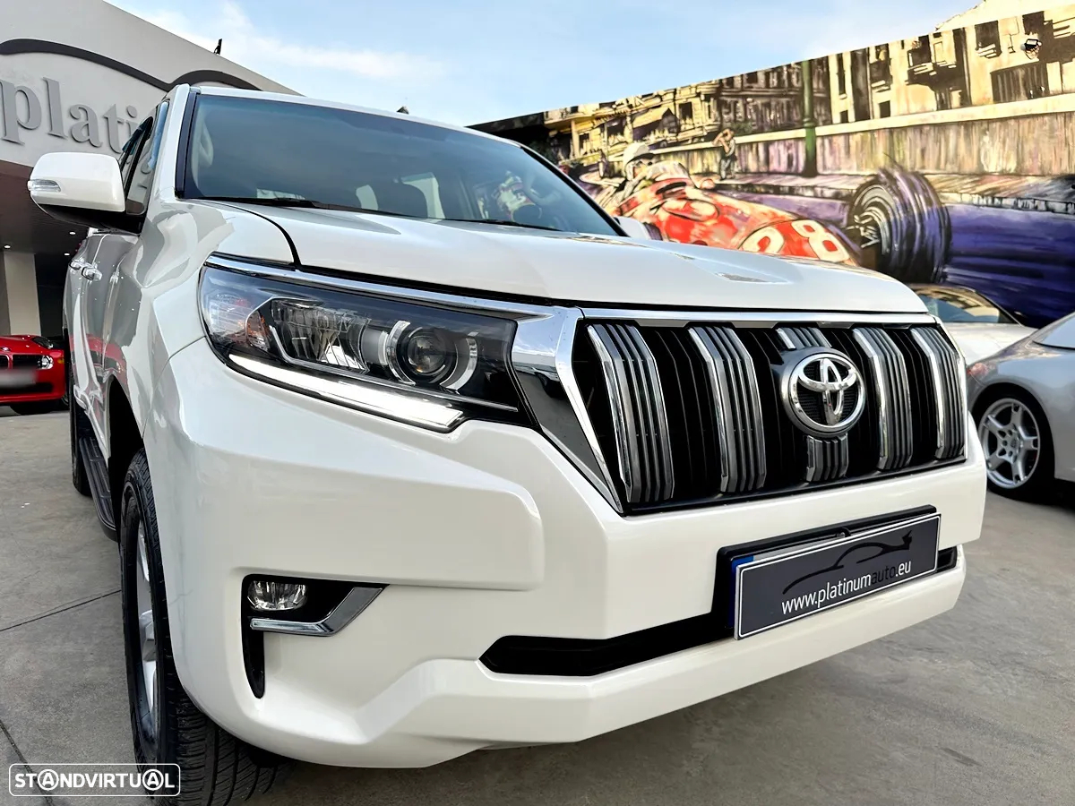 Toyota Land Cruiser Prado - 40