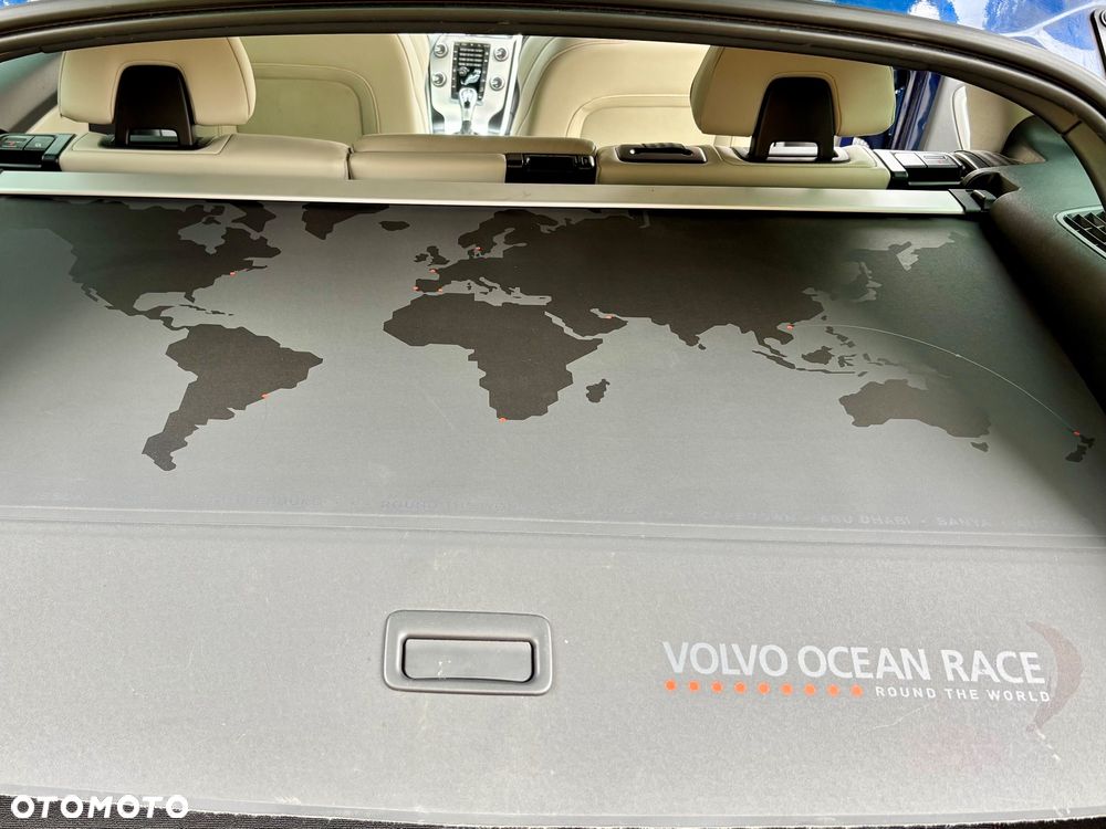 Volvo XC 60 D4 AWD Ocean Race - 14