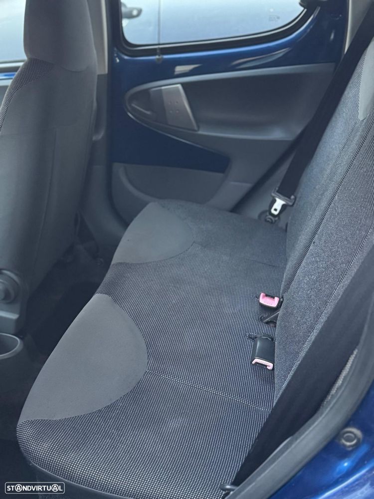 Peugeot 107 - 6