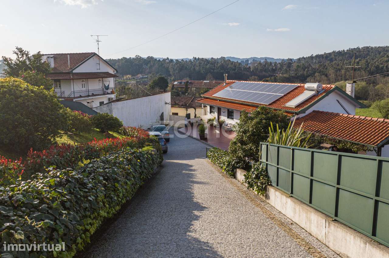 Propriedade Rural em Meinedo - Duas Moradias Lousada - Grande imagem: 3/60