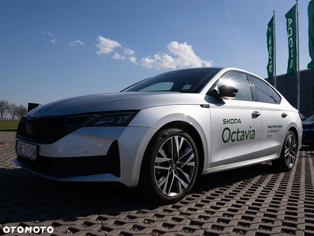 Skoda Octavia 2.0 TDI Sportline DSG - 8