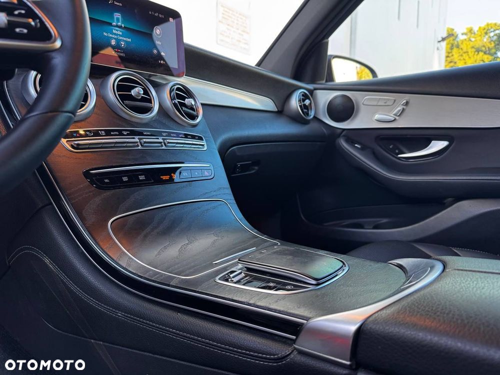 Mercedes-Benz GLC 300 4Matic 9G-TRONIC - 16