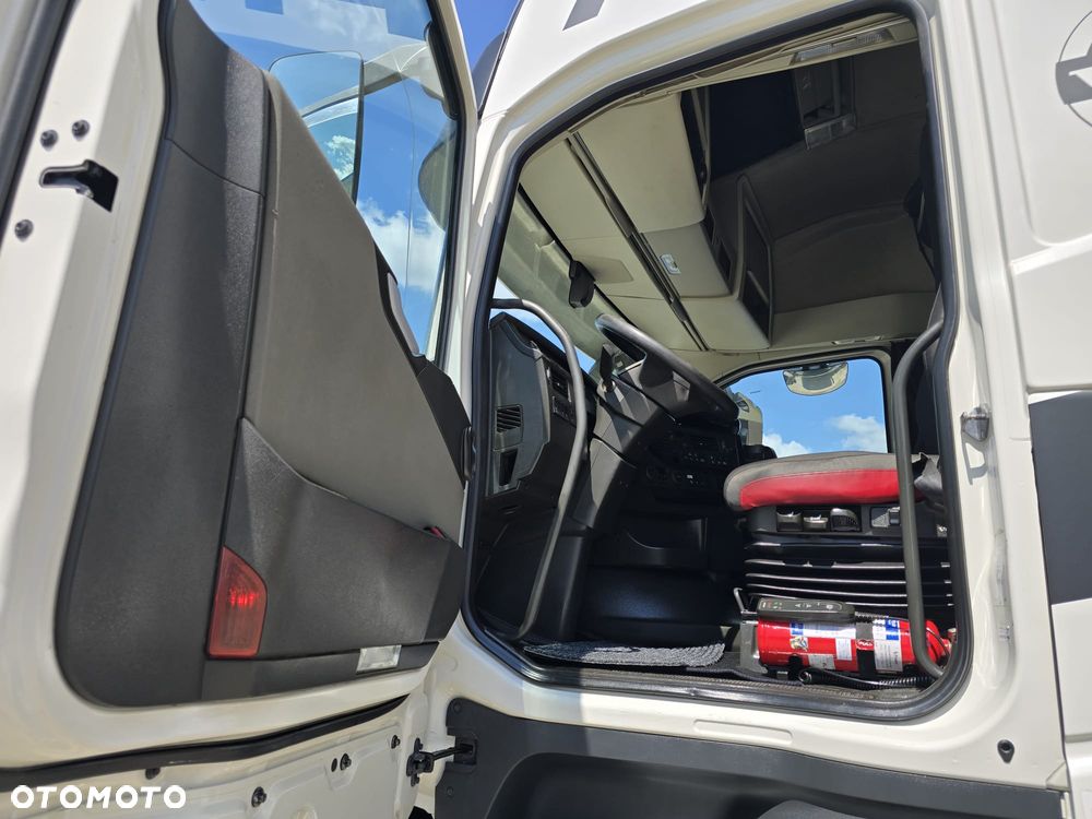 Volvo FH 540 6x4 - 17