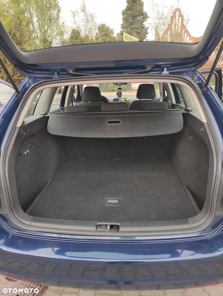 Volkswagen Golf - 12