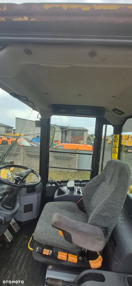 Komatsu WA 320-5 Klimatyzacja - 10