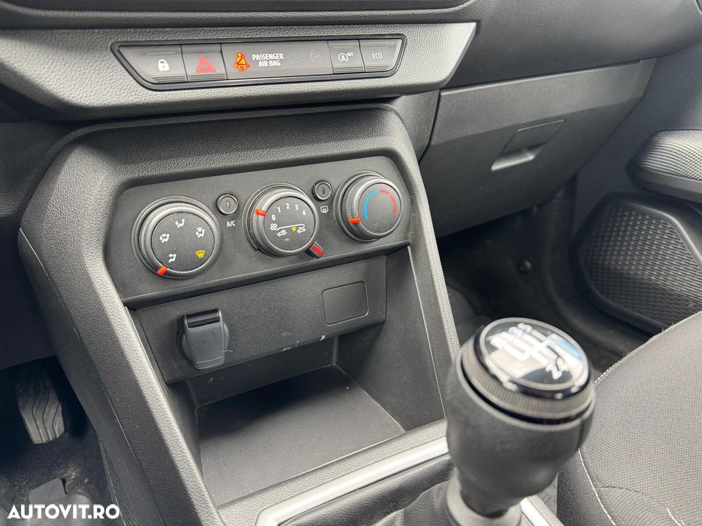 Dacia Logan - 10