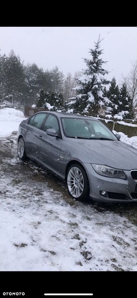 BMW Seria 3 320d xDrive - 17