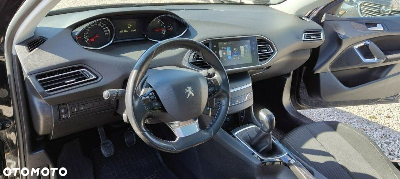 Peugeot 308 - 11