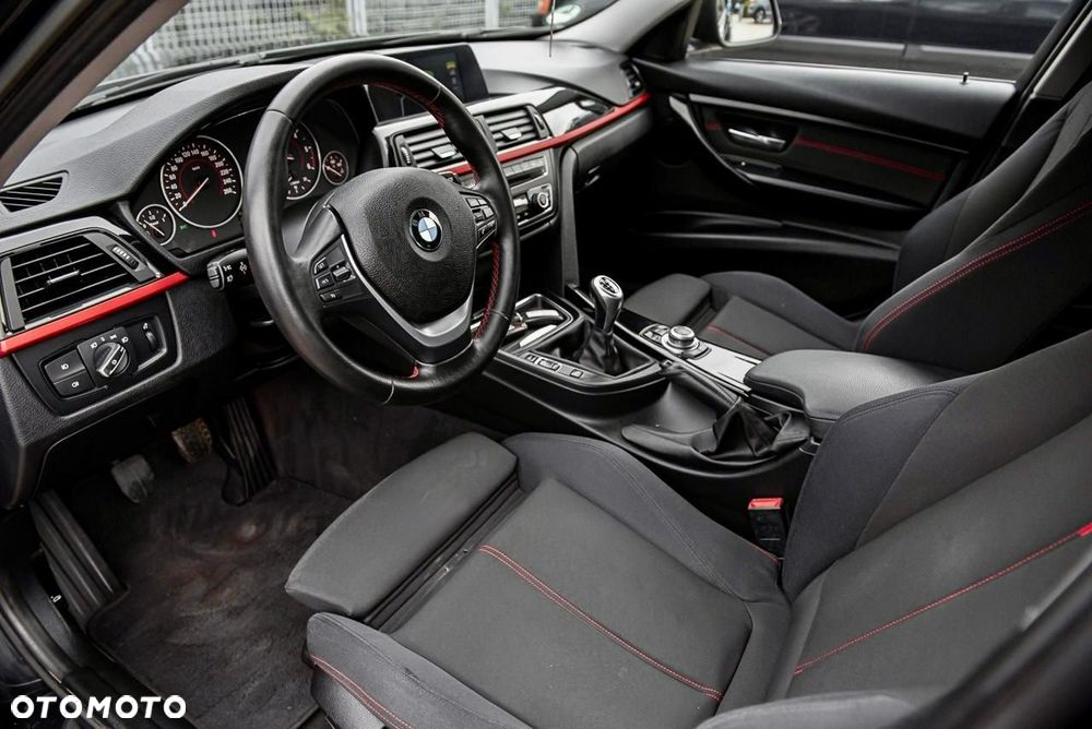 BMW Seria 3 320d Sport Line - 6
