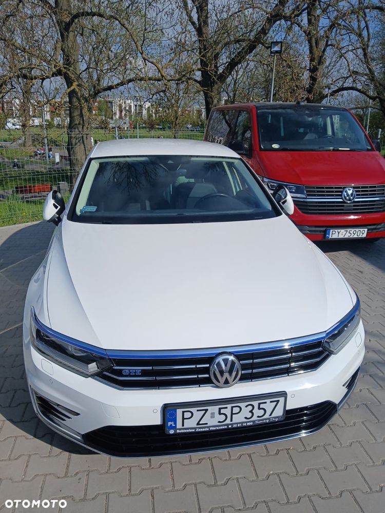 Volkswagen Passat - 5