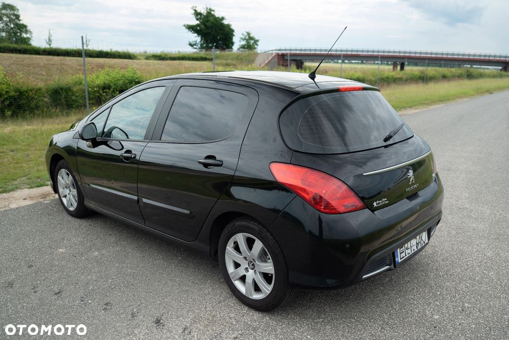 Peugeot 308 - 11