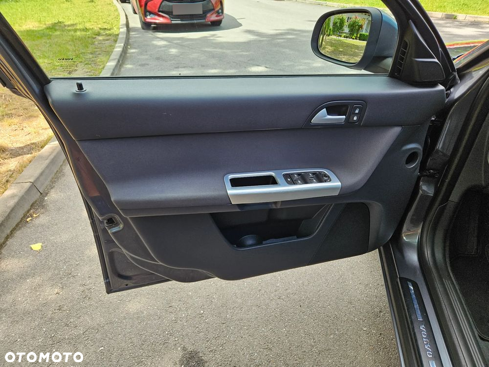 Volvo V50 - 23