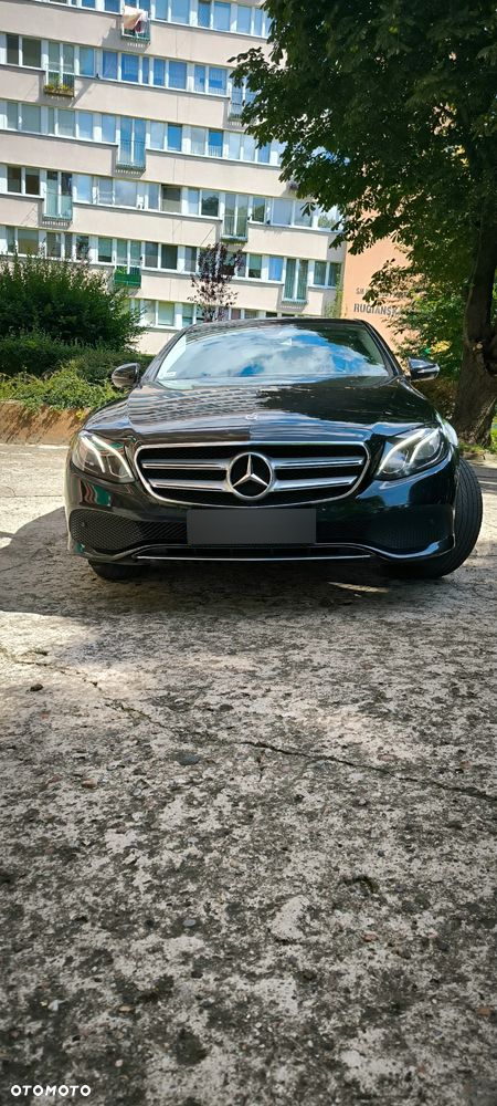 Mercedes-Benz Klasa E 220 d 9G-TRONIC - 14