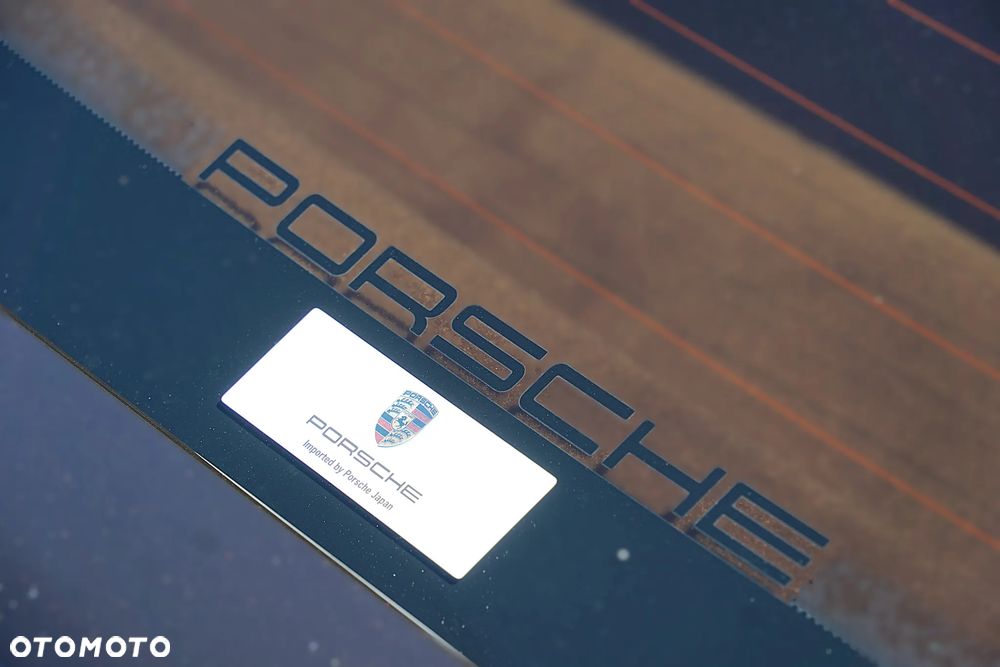 Porsche 911 Carrera 4S PDK - 33