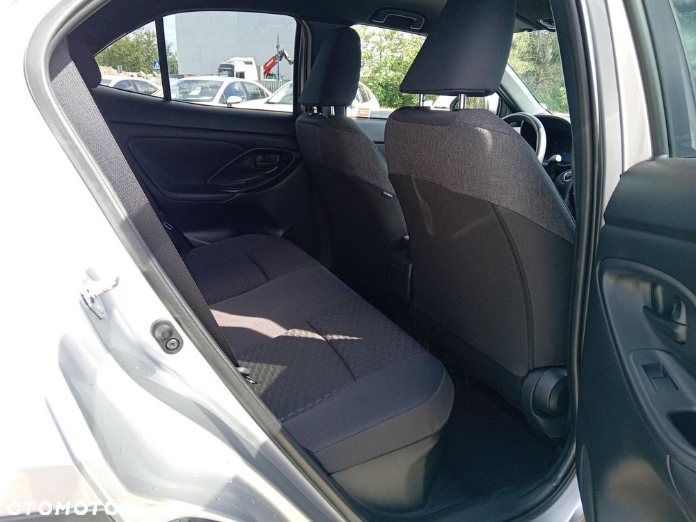 Toyota Yaris Cross Hybrid 1.5 Style - 16