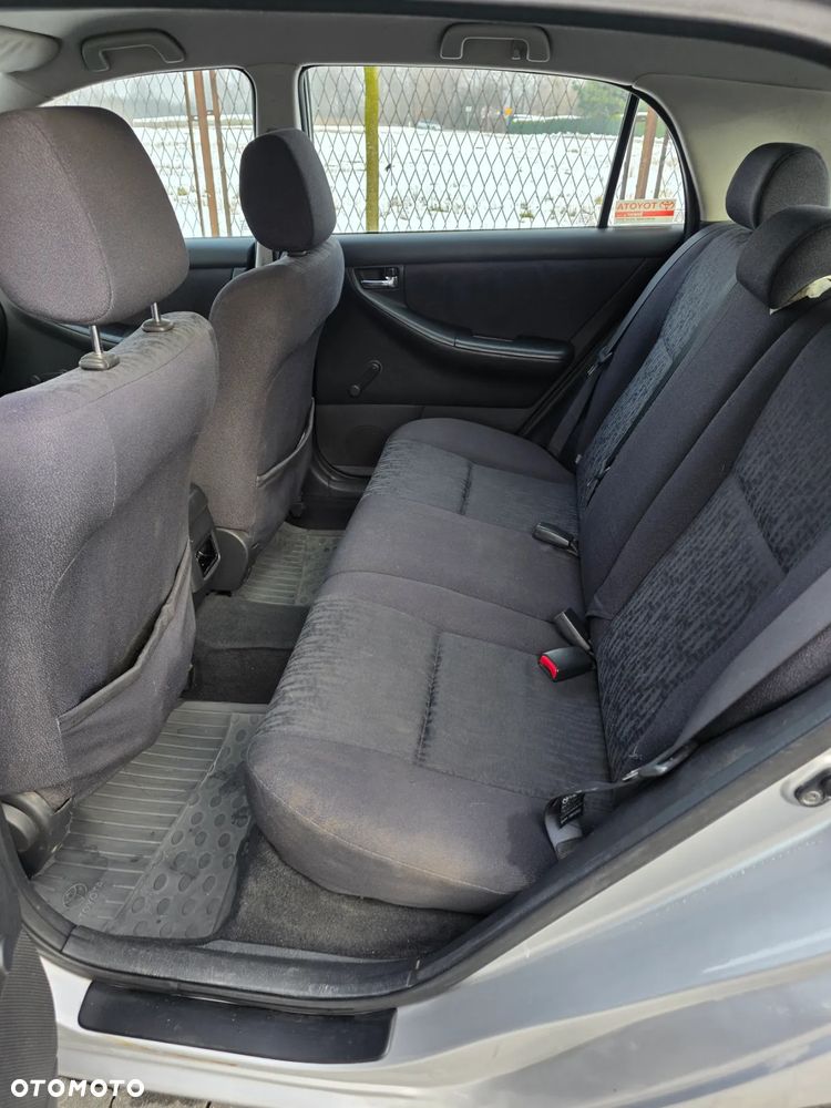 Toyota Corolla 1.4 VVT-i Base - 6