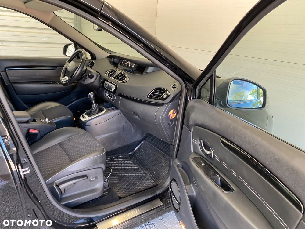 Renault Scenic Energy dCi 130 S&S Bose Edition - 14