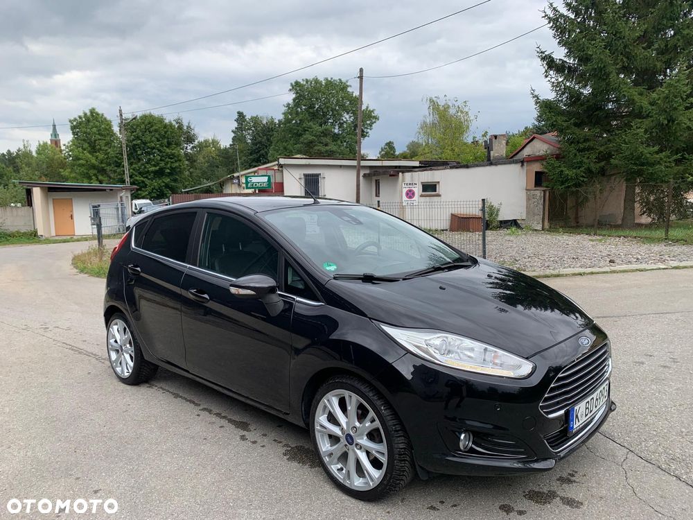 Ford Fiesta 1.0 EcoBoost STart-Stop Titanium - 4