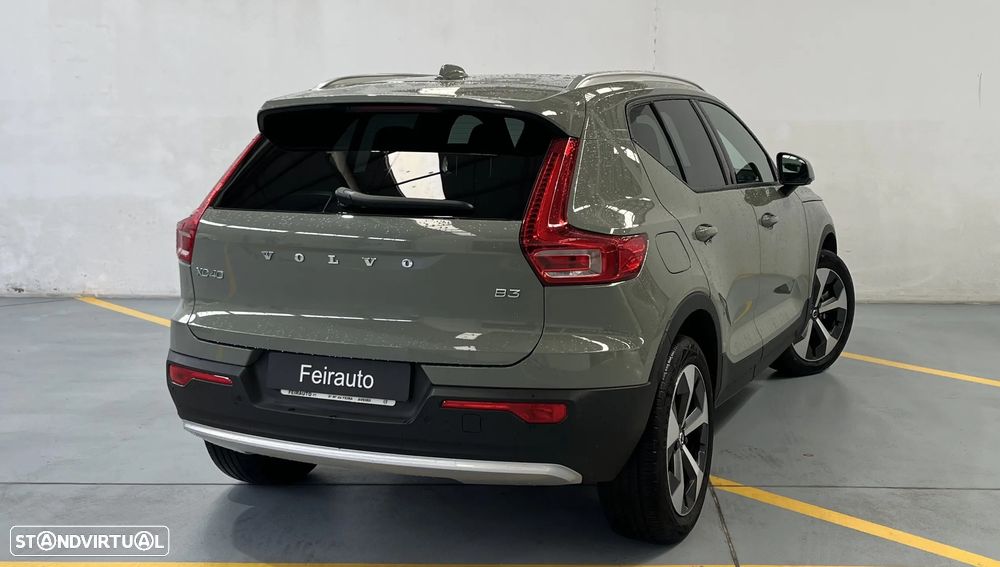 Volvo XC 40 2.0 B3 Core - 2