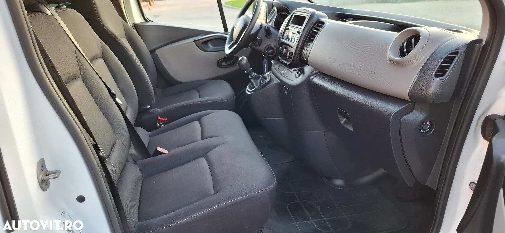 Renault Trafic - 9