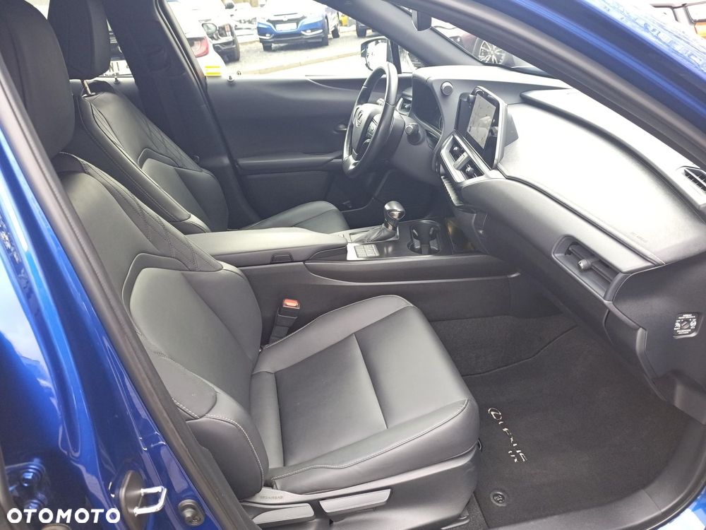 Lexus UX 250h GPF F Sport Design 2WD - 9