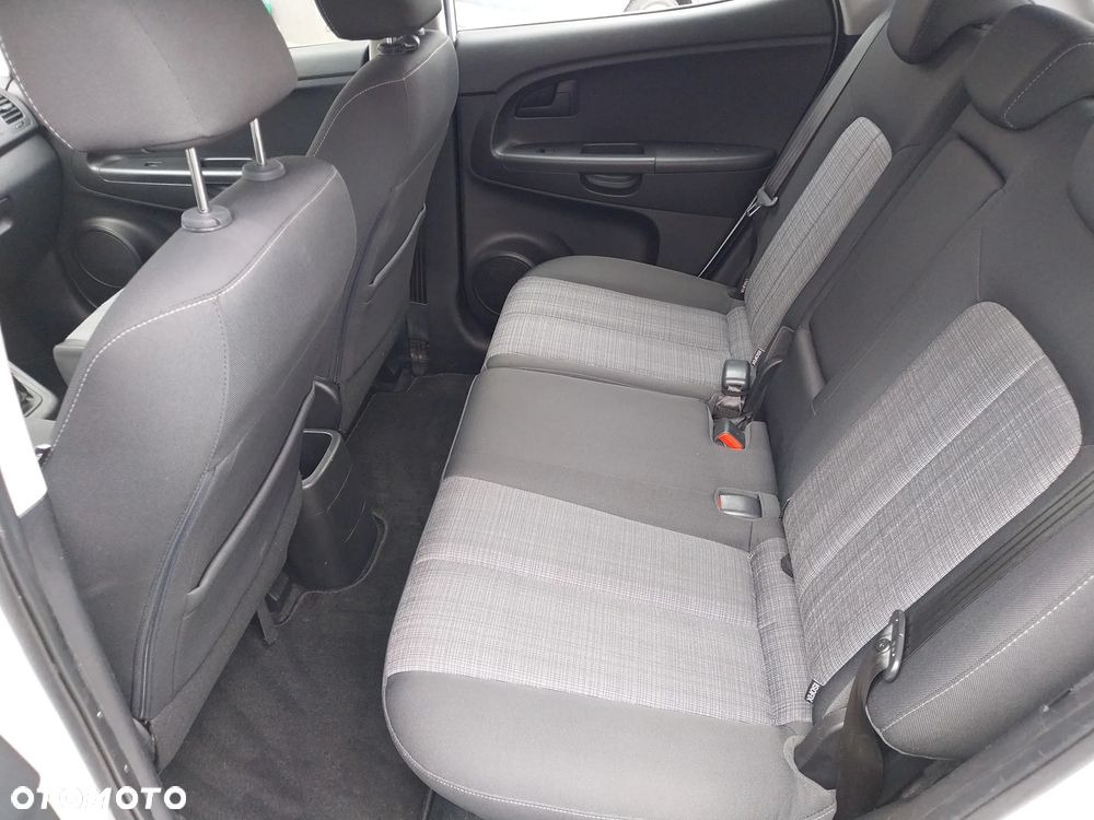 Kia Venga 1.6 CVVT Platinum Edition - 15