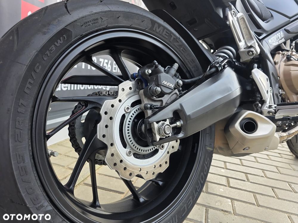 Honda CB - 25