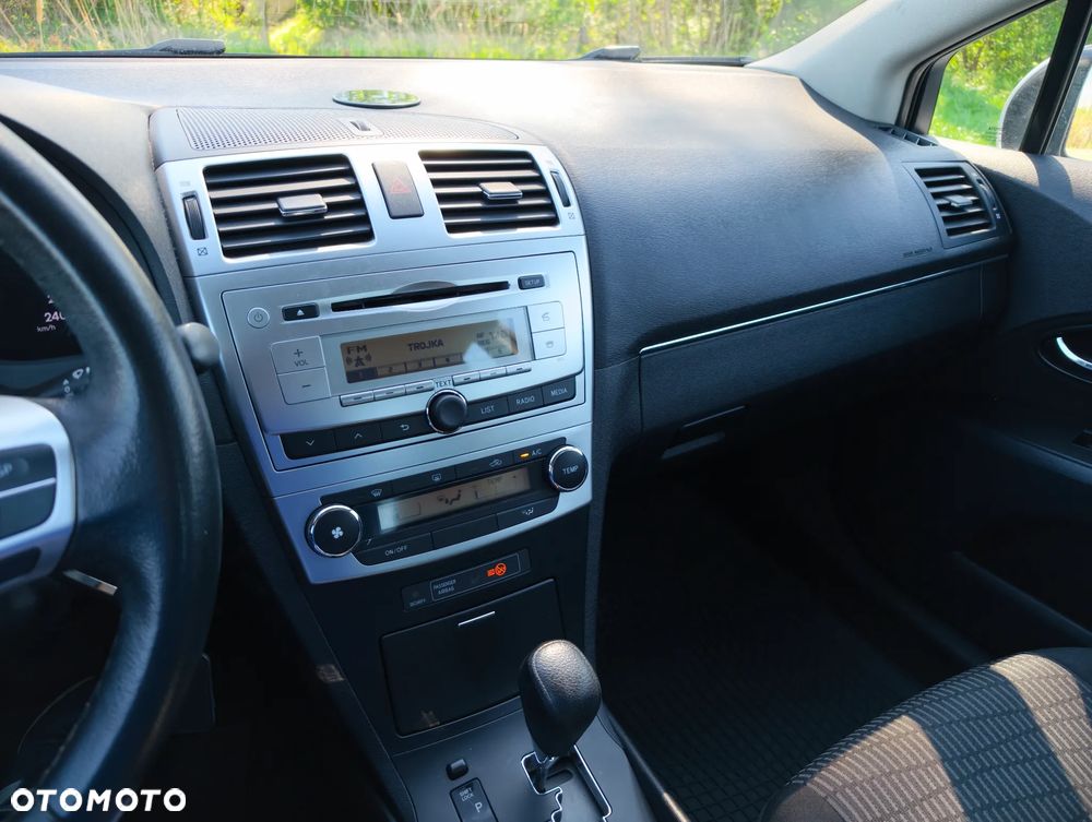 Toyota Avensis 1.8 Active MS - 15