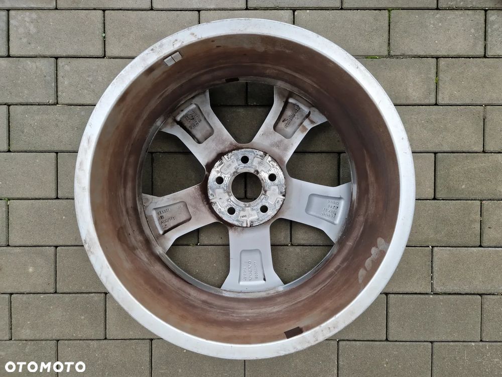 FELGA VOLVO EX30 7,5Jx18, ET46, 5x108 - 7