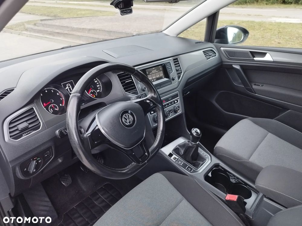 Volkswagen Golf Sportsvan - 32