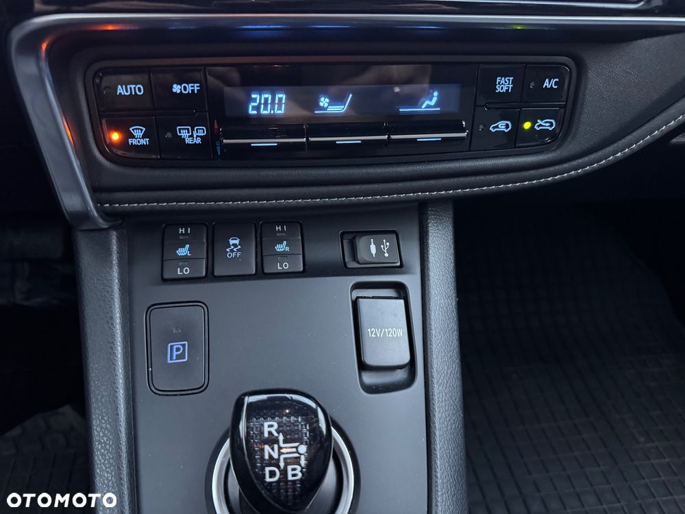 Toyota Auris - 30