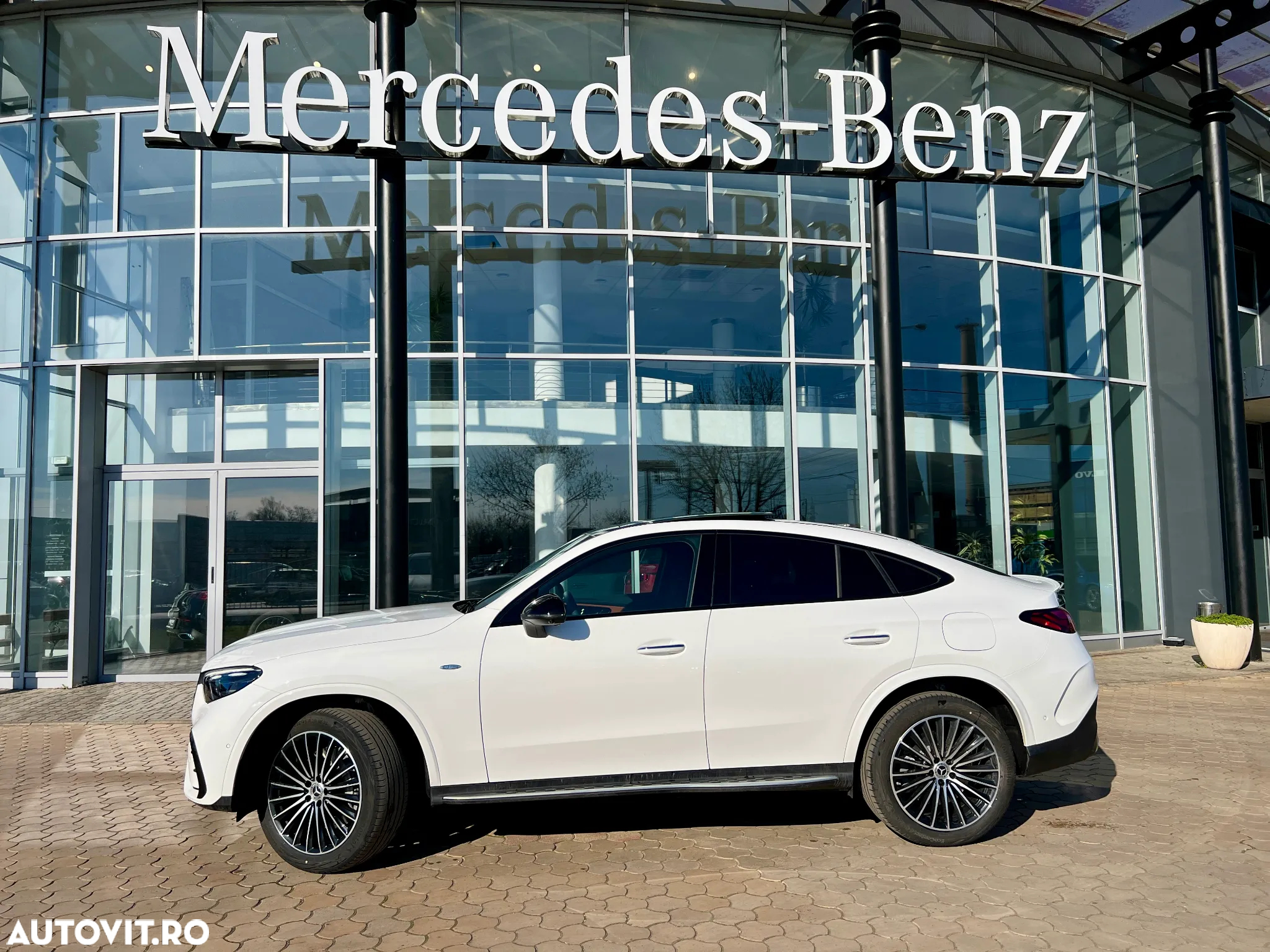 Mercedes-Benz GLC Coupe 300 e 4MATIC - 2