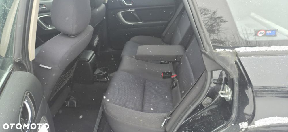 SUBARU OUTBACK III fotel kanapa tył - 1