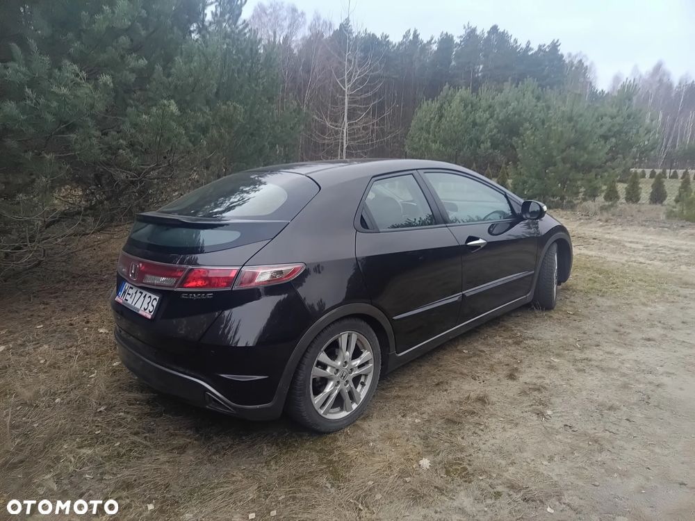 Honda Civic 1.8 Executive - 4