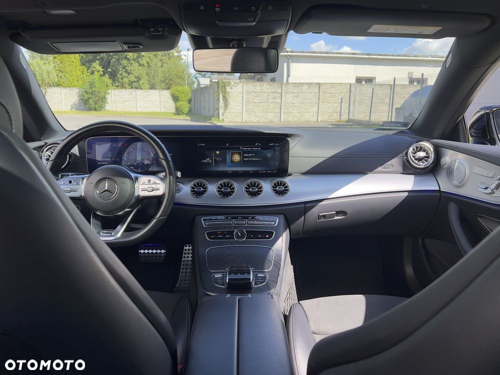 Mercedes-Benz Klasa E 300 d Coupe 9G-TRONIC - 11
