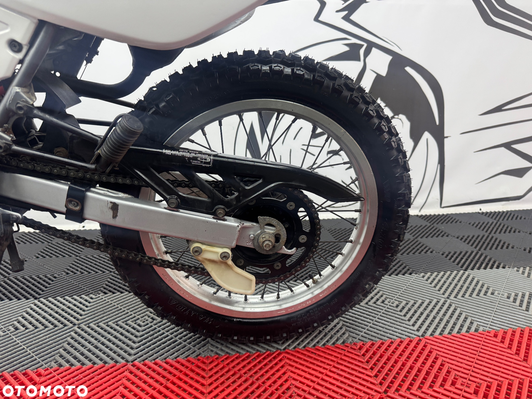 Honda XLR - 18